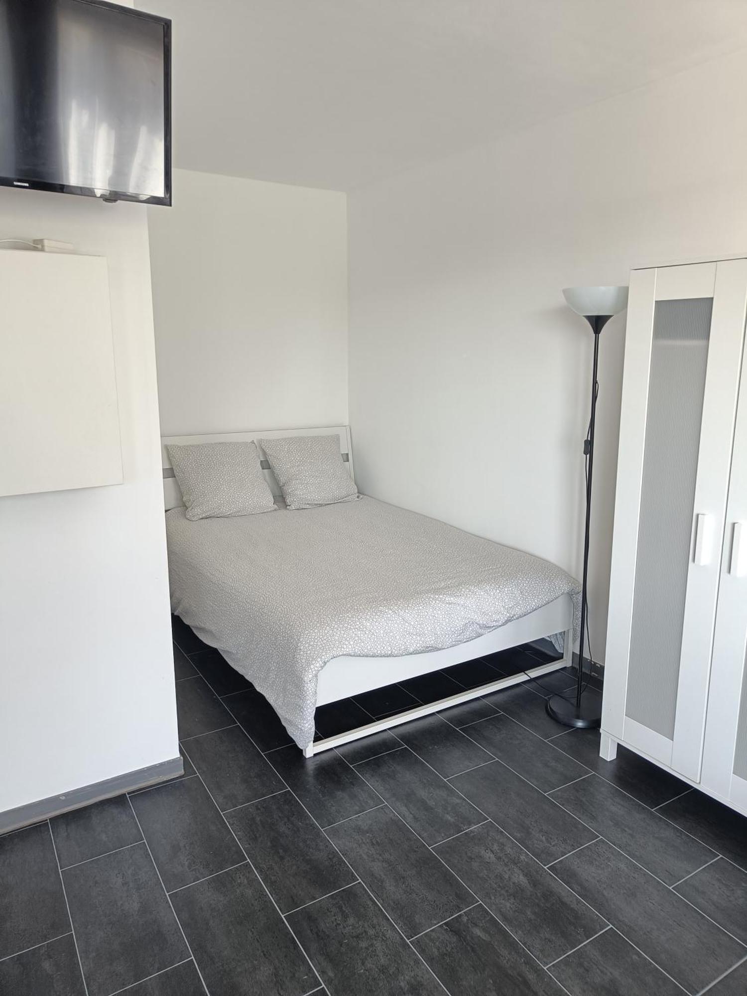 Studio Equipe Pres De Paris Argenteuil Luaran gambar